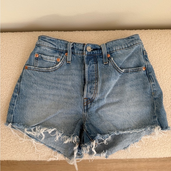 Levi's Women's Light Blue Frayed Denim Shorts - Picture 2 of 2